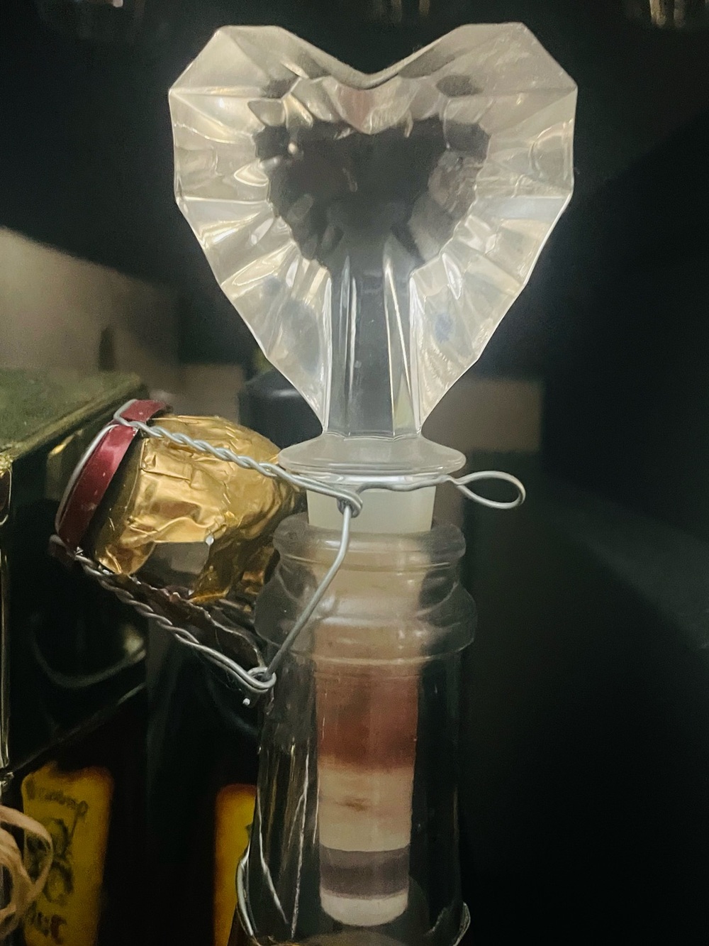 Mikasa Venus Crystal Heart Bottle Stopper